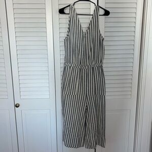 Wide-legged Splendid jumpsuit